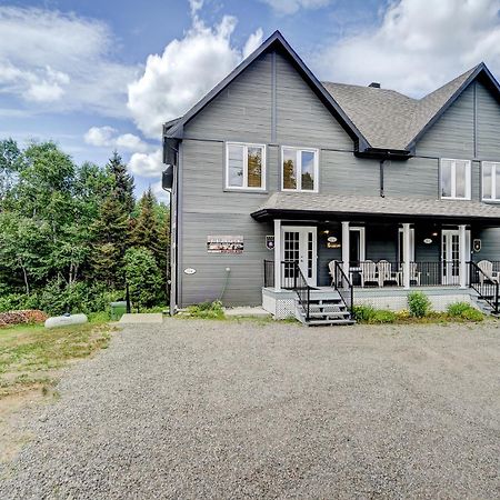 Appartement 32 B De Vebron à LʼAnse-Saint-Jean Extérieur photo
