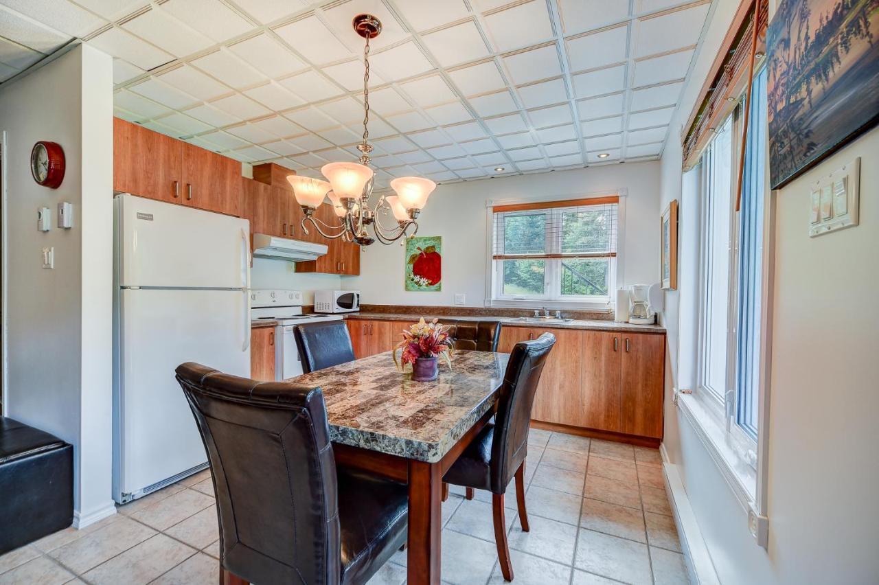 Appartement 32 B De Vebron à LʼAnse-Saint-Jean Extérieur photo