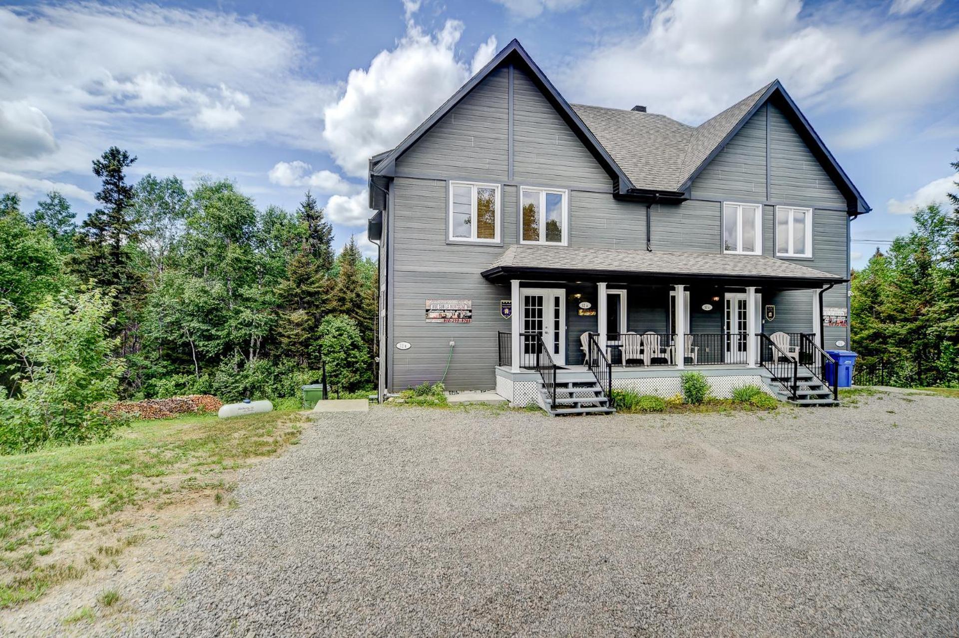 Appartement 32 B De Vebron à LʼAnse-Saint-Jean Extérieur photo